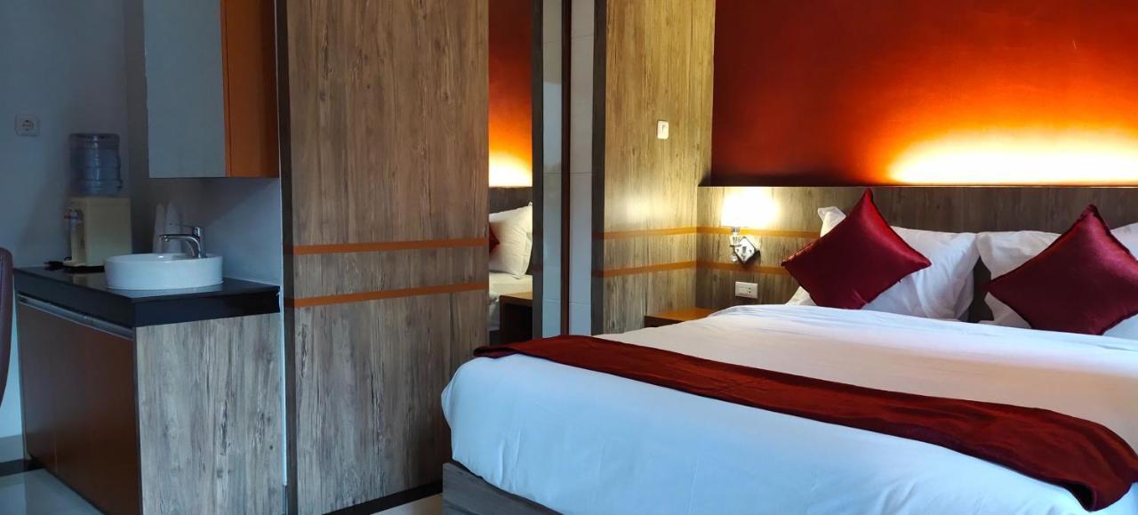 D&D Guest House & Cafe Syariah Medan Extérieur photo