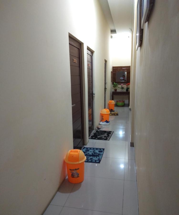 D&D Guest House & Cafe Syariah Medan Extérieur photo